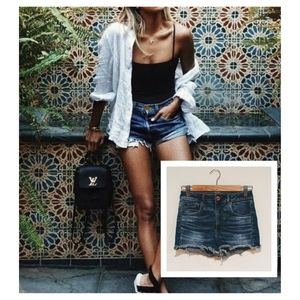 American Eagle - High Rise Jean Shorts